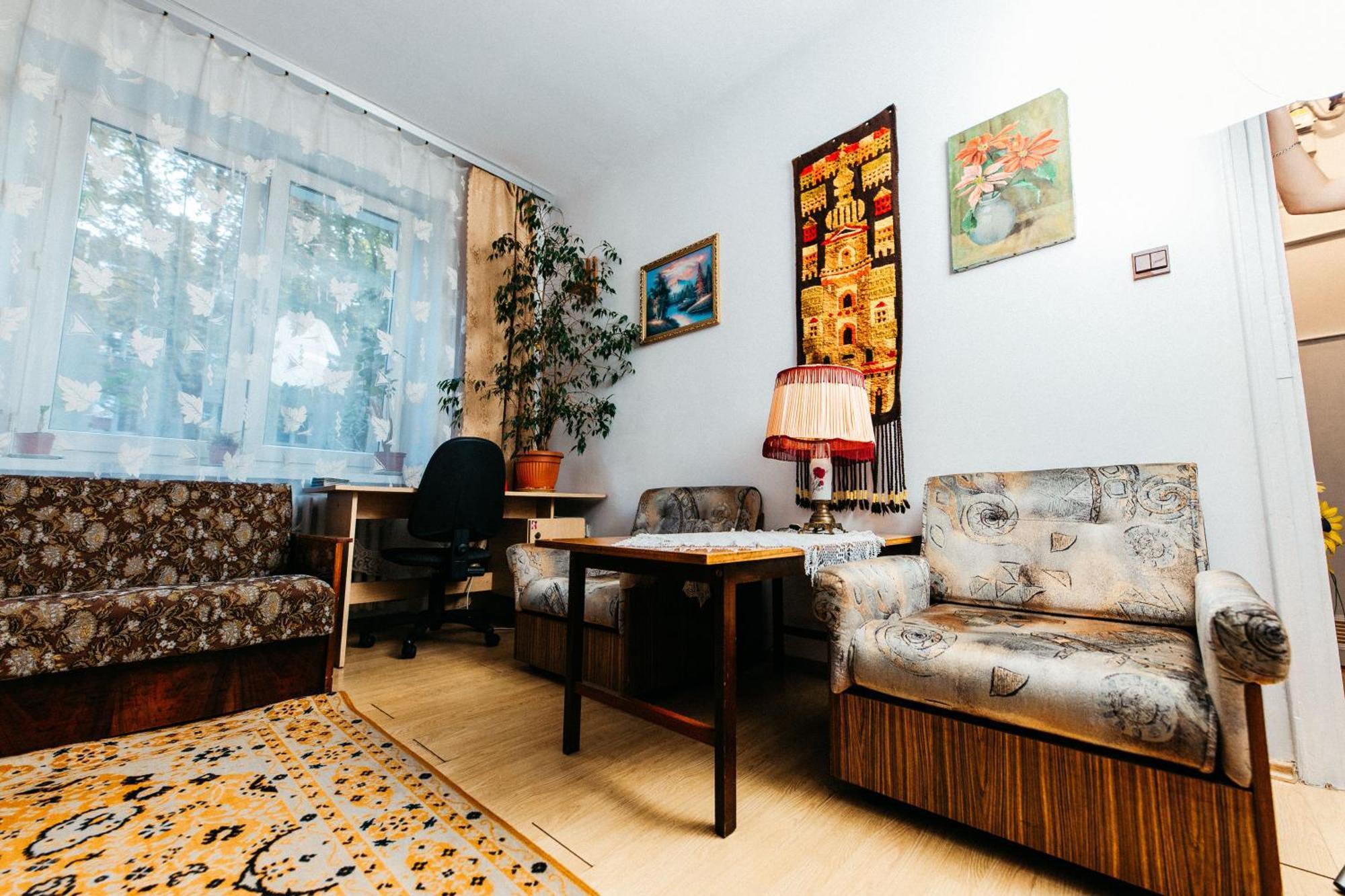Feel The Old Socialist Style Apartment Краков Экстерьер фото