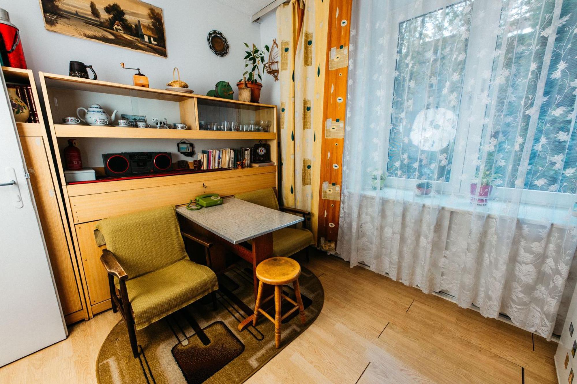 Feel The Old Socialist Style Apartment Краков Экстерьер фото